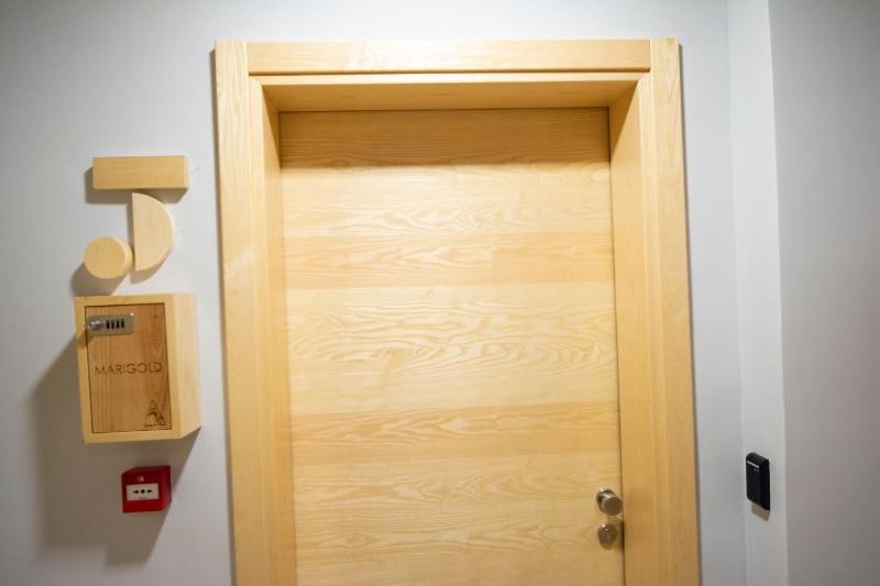 Junior Suite with Balcony image 2