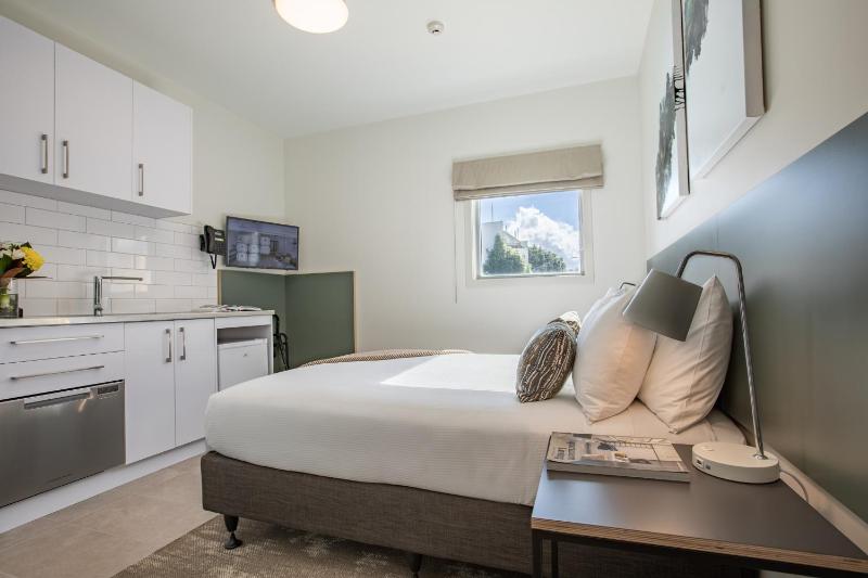 Sojourn Apartment Hotel - Riddiford - image 4