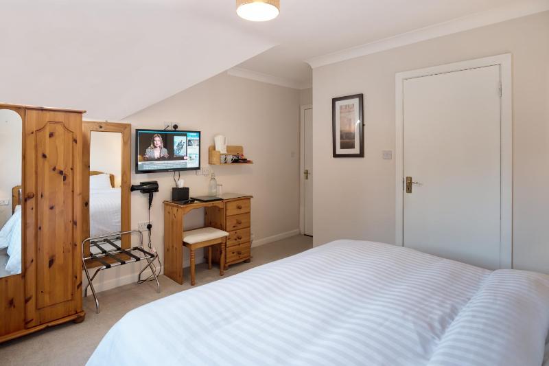 King Room image 4