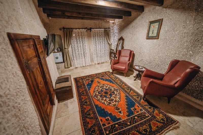 Superior Cave Room with Cappadocia View image 3