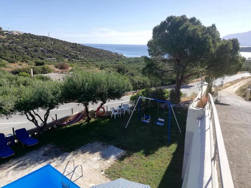 Two-Bedroom Apartment with Sea View image 3
