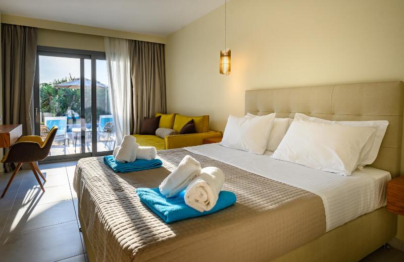 Premium Quadruple Room image 1