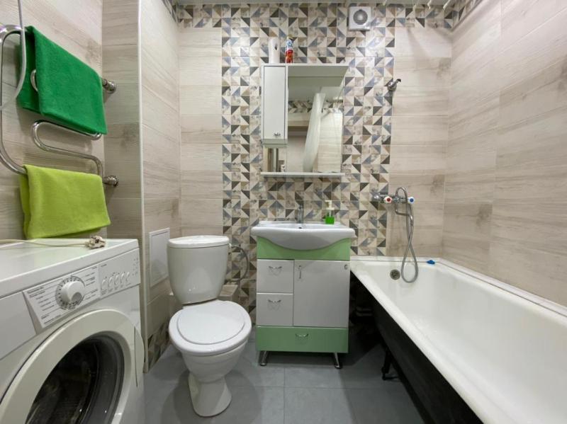 One-Bedroom Apartment image 2