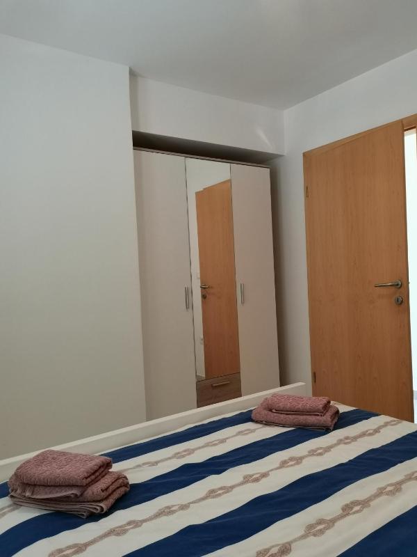 Two-Bedroom Apartment with Balcony image 1