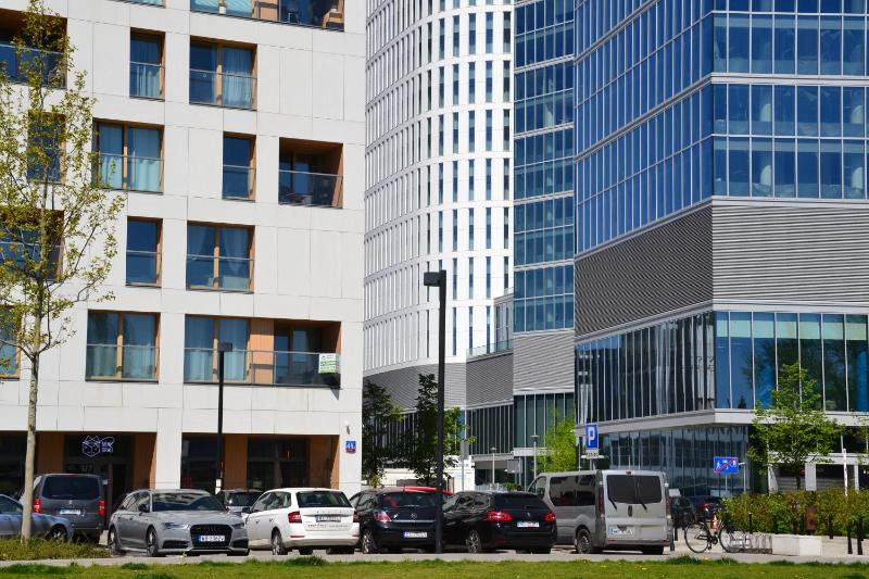 Luxury Premium Studio image 3