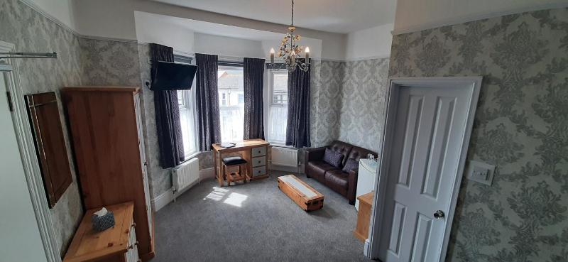 Superior Double or Twin Room image 1