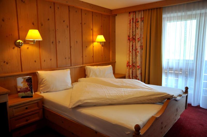 Double Room image 4
