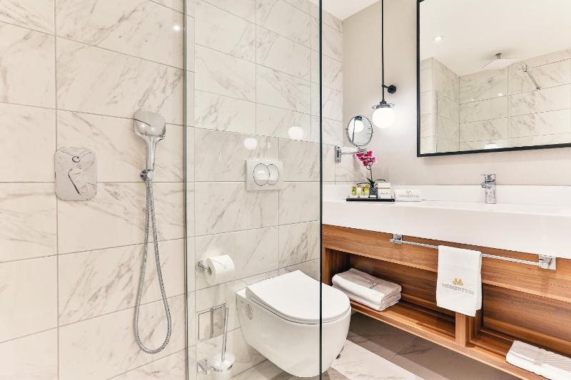 Economy Double Room image 2