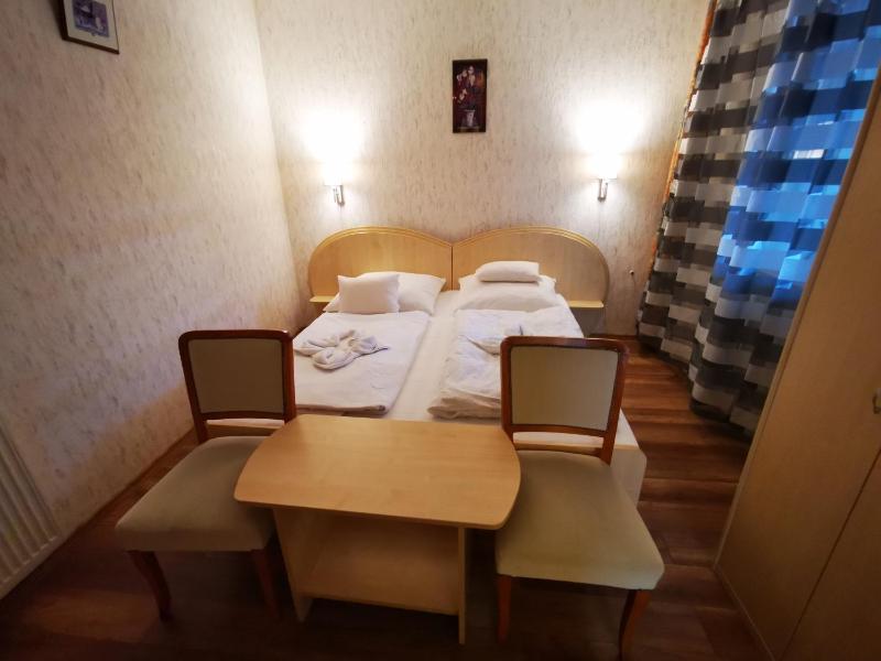 Apartment with Garden View image 3