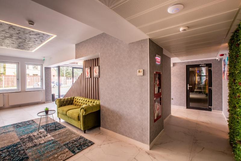 Bach Apartments - image 30