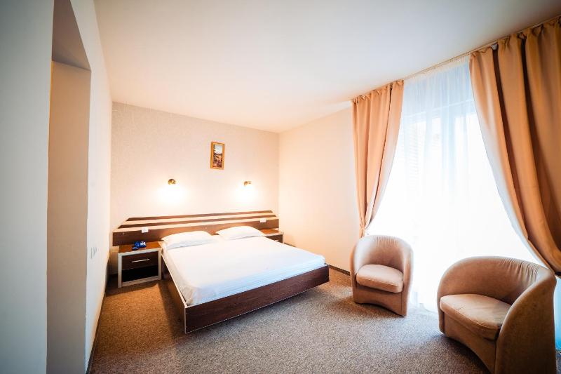 Superior Double Room image 2