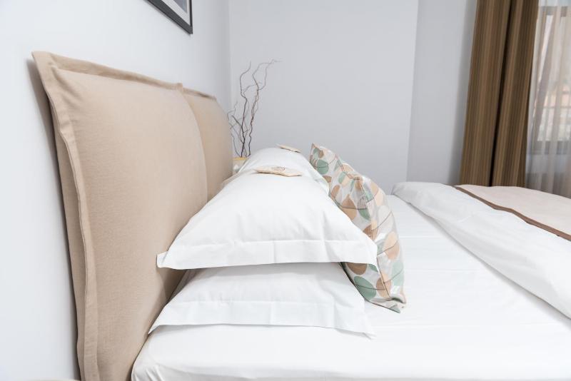 Standard Double Room image 4