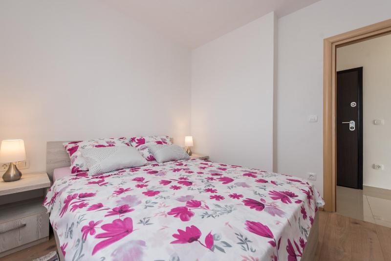 Apartment with Sea View image 4