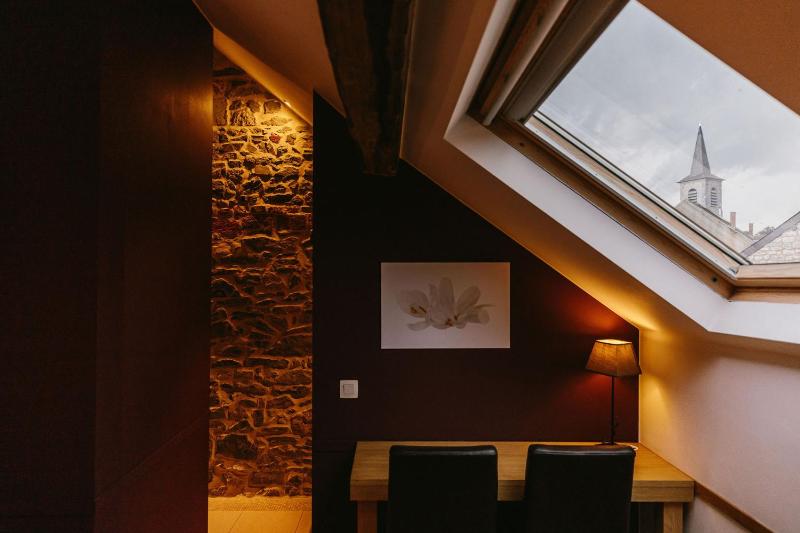 Double Room - Attic - Safran image 4