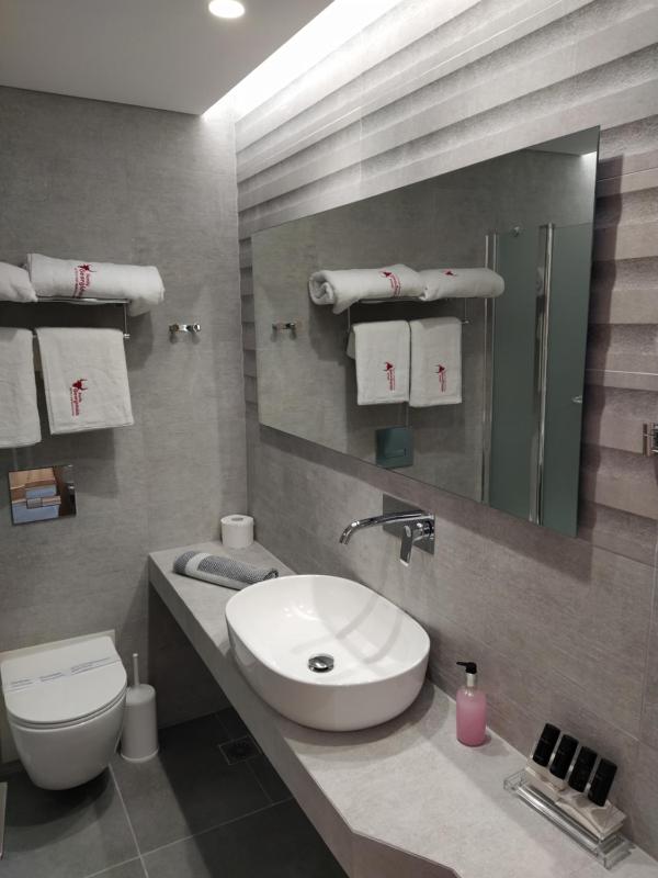 Quadruple Room image 2