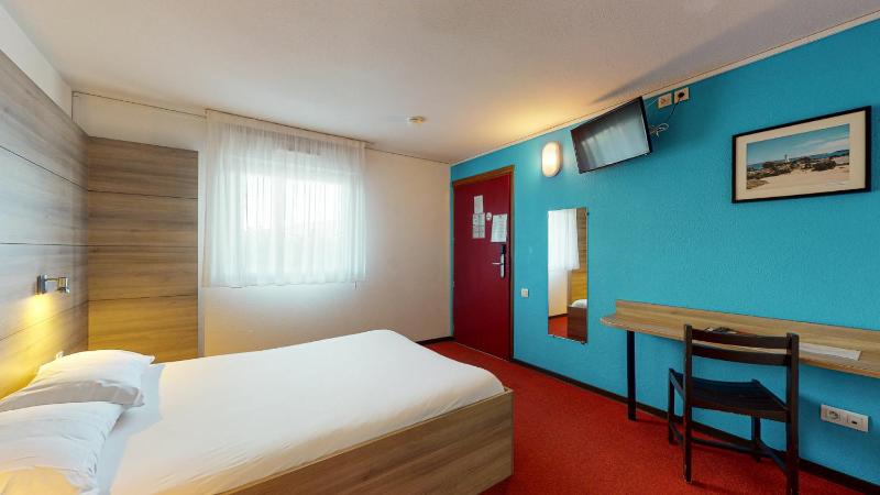 Double Room - Disability Access image 2