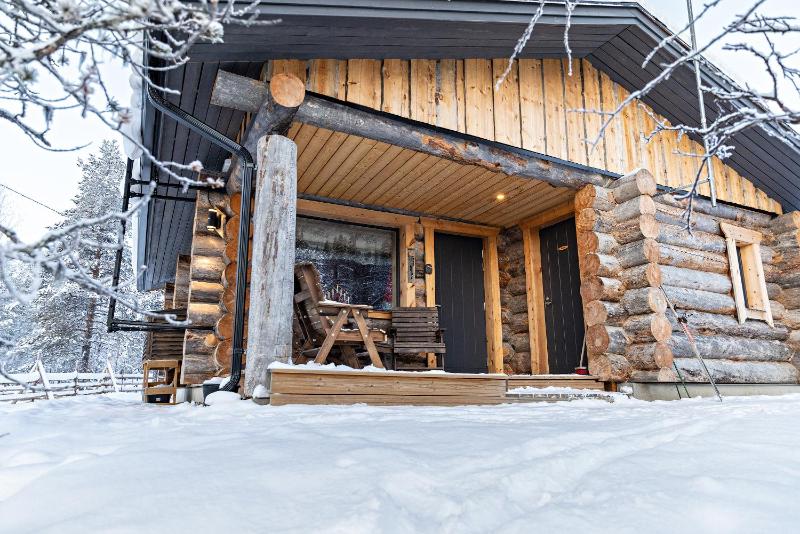 Two-Bedroom Cottage with Sauna image 4