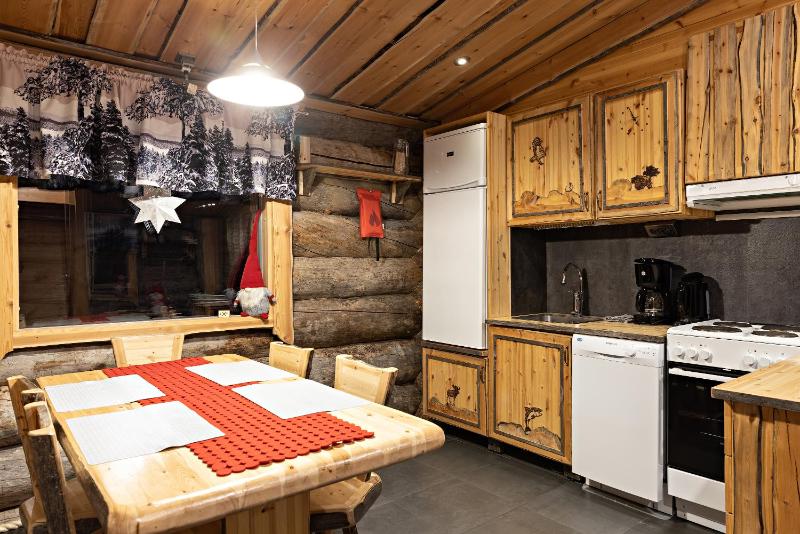 Two-Bedroom Cottage with Sauna image 2