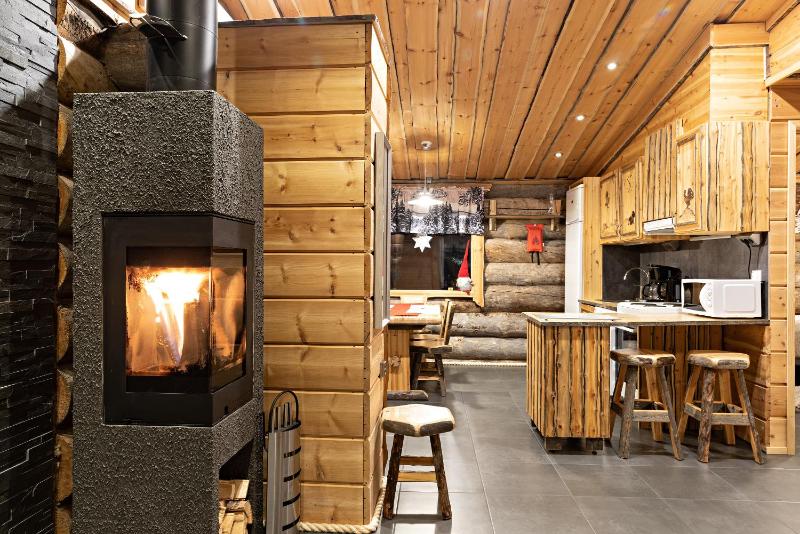 Two-Bedroom Cottage with Sauna image 3