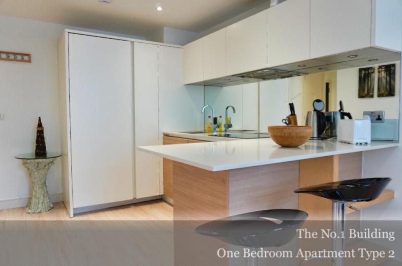 One-Bedroom Apartment image 4