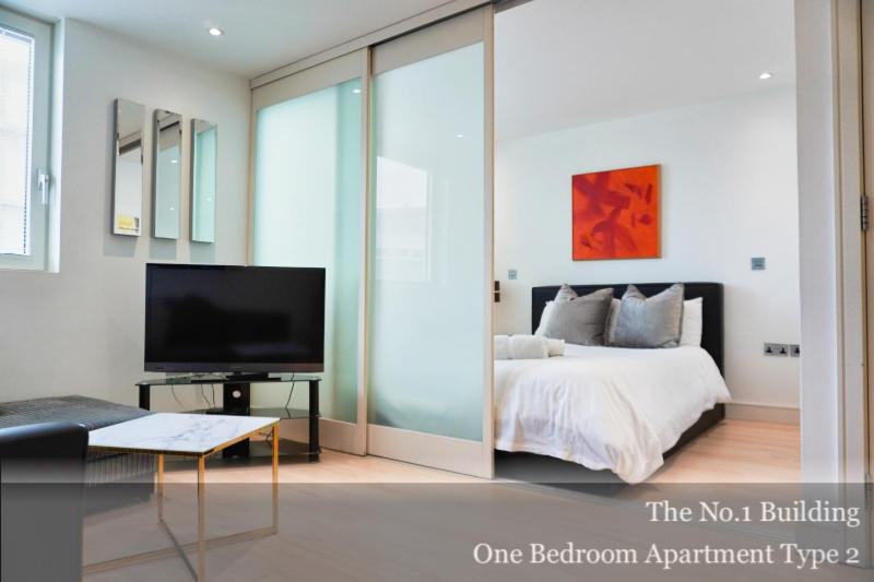 Gunwharf Quays Apartments - image 7