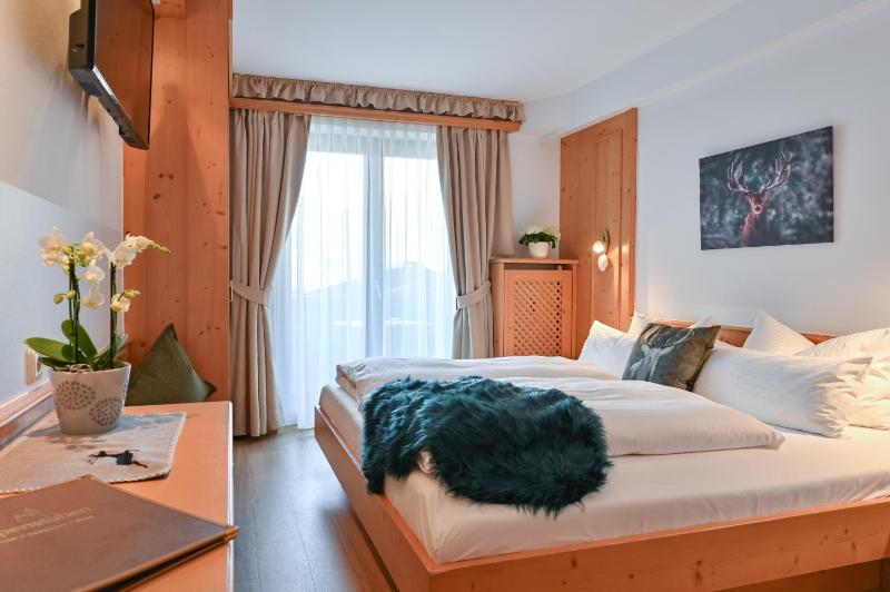 Standard Double Room image 1