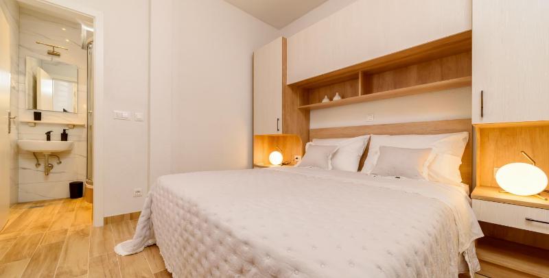Apartment Cvita - image 24