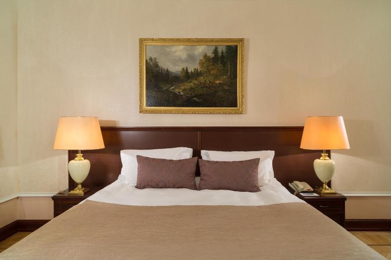 Historical Standard King Room image 1