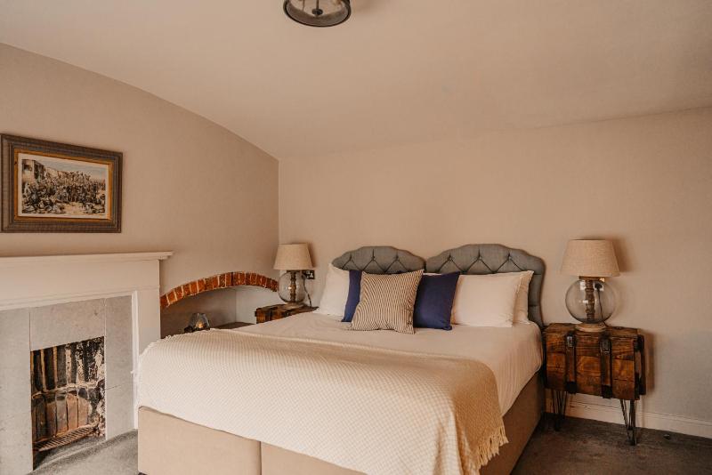Superior Double or Twin Room image 2