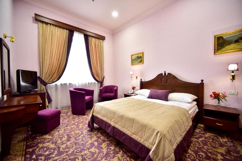 Suite image 4