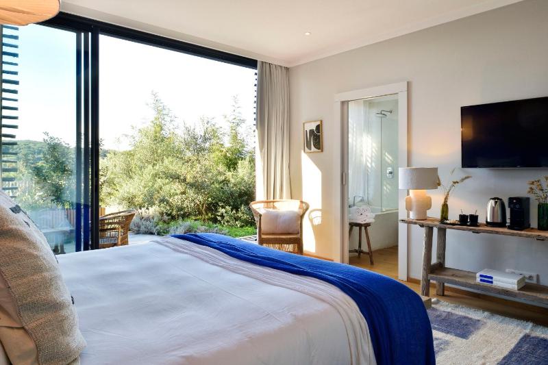 Superior Double Room image 2