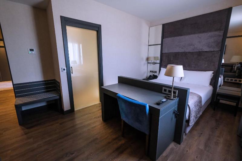 Single Room image 1