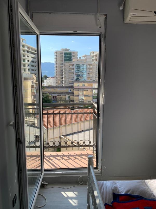 Family apartment - image 12