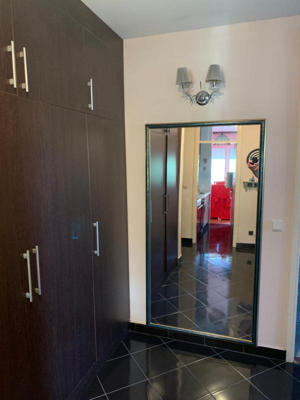 Family apartment - image 8