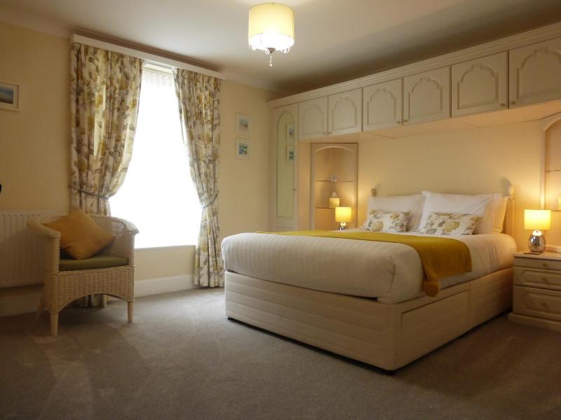 Blenheim House - image 47