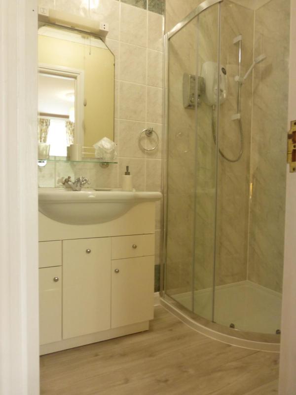 Superior King Room image 2
