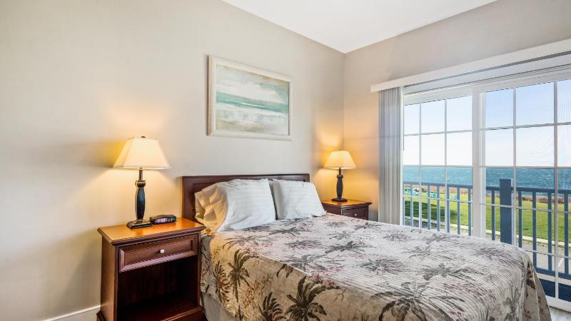 Apartment with Sea View image 2