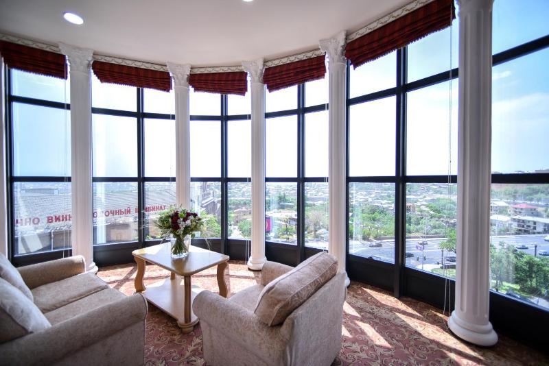 Suite with Mountain View image 1