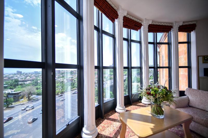 Suite with Mountain View image 2