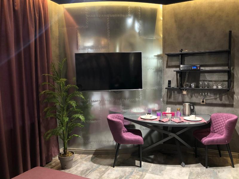 Apartment with Steam Bath image 1