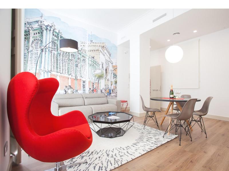 One-Bedroom Apartment image 2