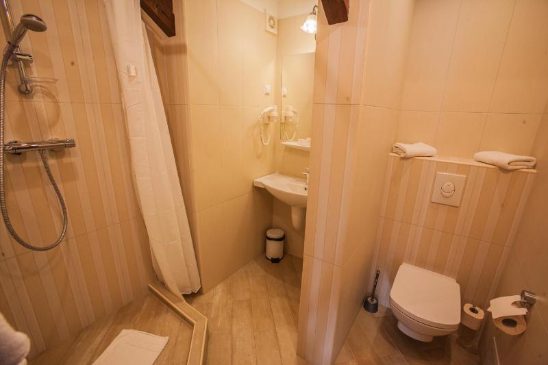 Deluxe Double Room with Mountain View image 3