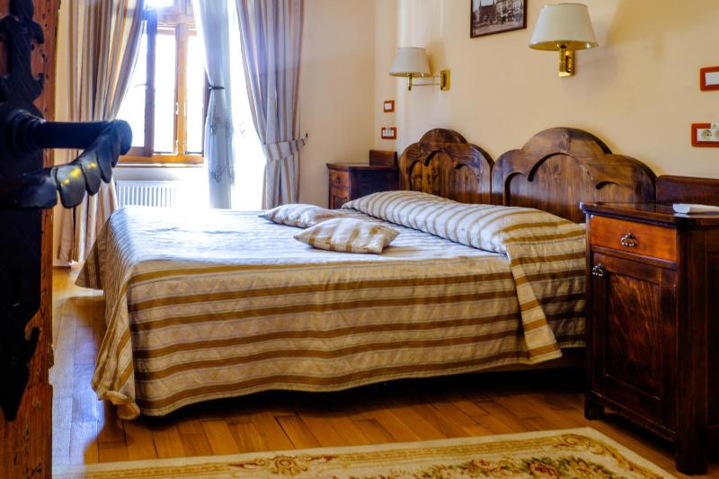 Double or Twin Room with View image 4