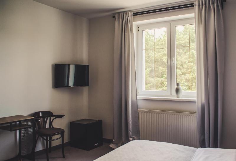 Double Room image 2