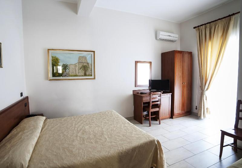 B&B Centrale Affittacamere - image 14