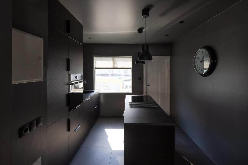 Penthouse Deluxe Two Bedroom Apartment image 3