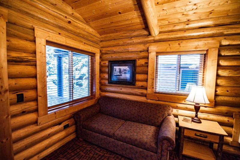 Log Cabin with two queen beds  image 3