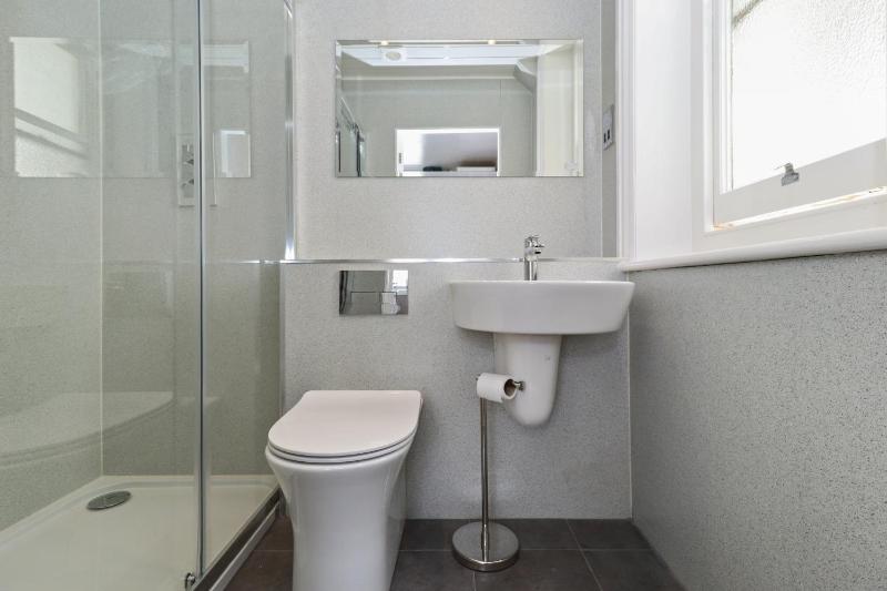 Superior Single Room image 2