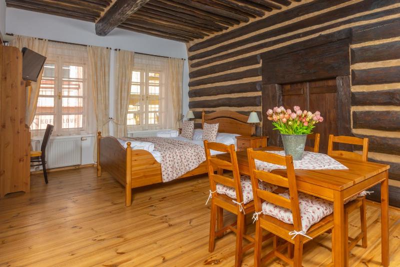 Deluxe Double Room with Bath image 2