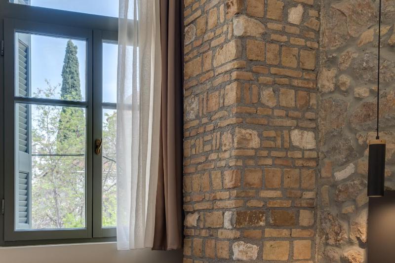 Superior Double or Twin Room with City View image 4